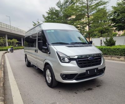 Thuê xe 16 chỗ ford transit 2023