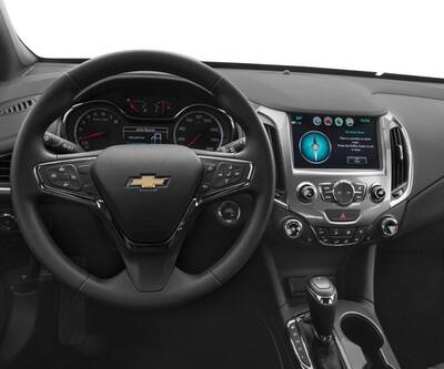 Cho thuê xe tự lái 4 chỗ Chevrolet Cruze
