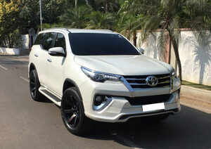 Địa chỉ cho thuê xe 7 chỗ đi Trà Vinh?