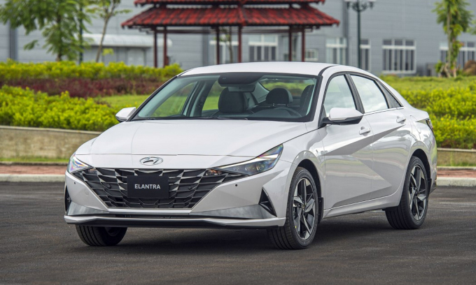 Các dịch vụ đi kèm khi thuê xe 5 chỗ