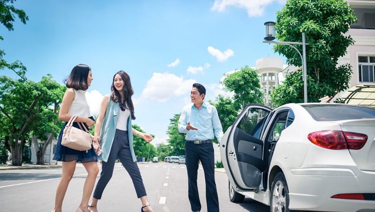 Bảng Giá Chi Tiết Dịch Vụ Xe Đưa Đón Sân Bay Phú Bài