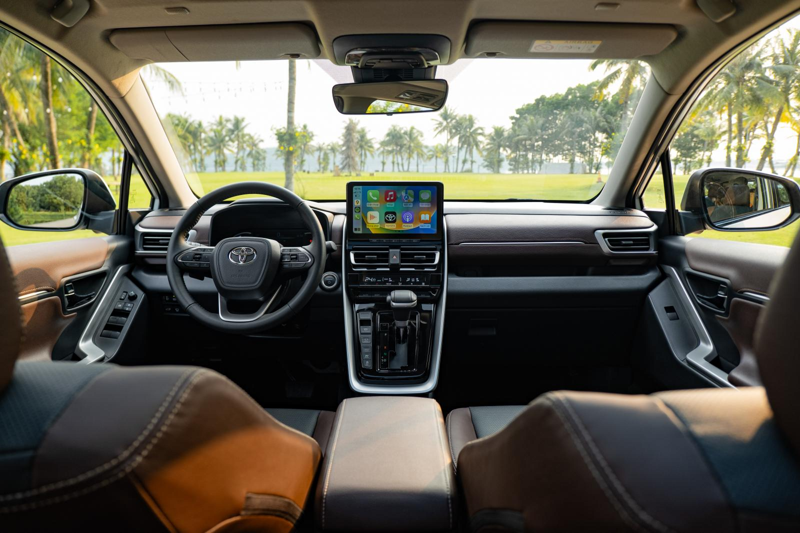 Bảng điều kiển xe Innova Cross Bảng điều kiển xe Innova Cross
