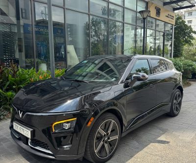 Thuê xe tự lái VinFast VF 7 – Giải pháp di chuyển tiết kiệm