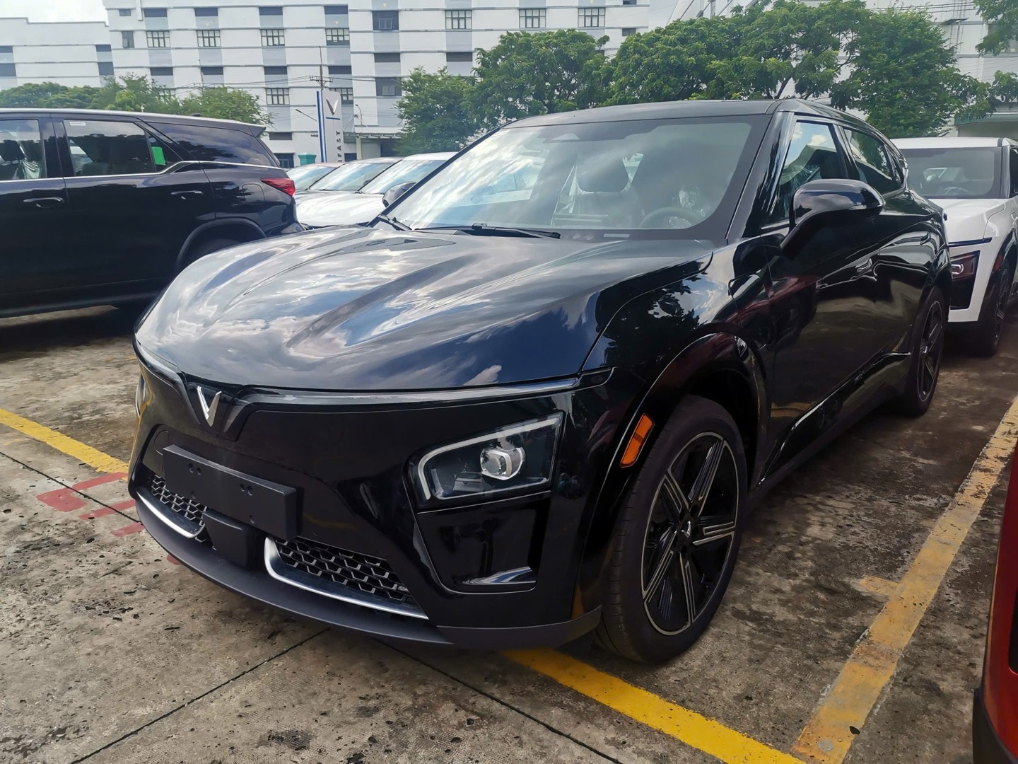 Thuê xe tự lái VinFast VF 7 – Giải pháp di chuyển tiết kiệm Thuê xe tự lái VinFast VF 7 – Giải pháp di chuyển tiết kiệm