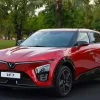 Thuê xe tự lái VinFast VF 7 – Giải pháp di chuyển tiết kiệm