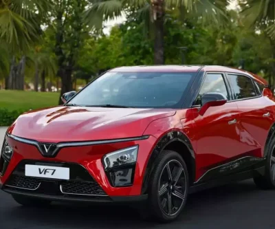 Thuê xe tự lái VinFast VF 7 – Giải pháp di chuyển tiết kiệm