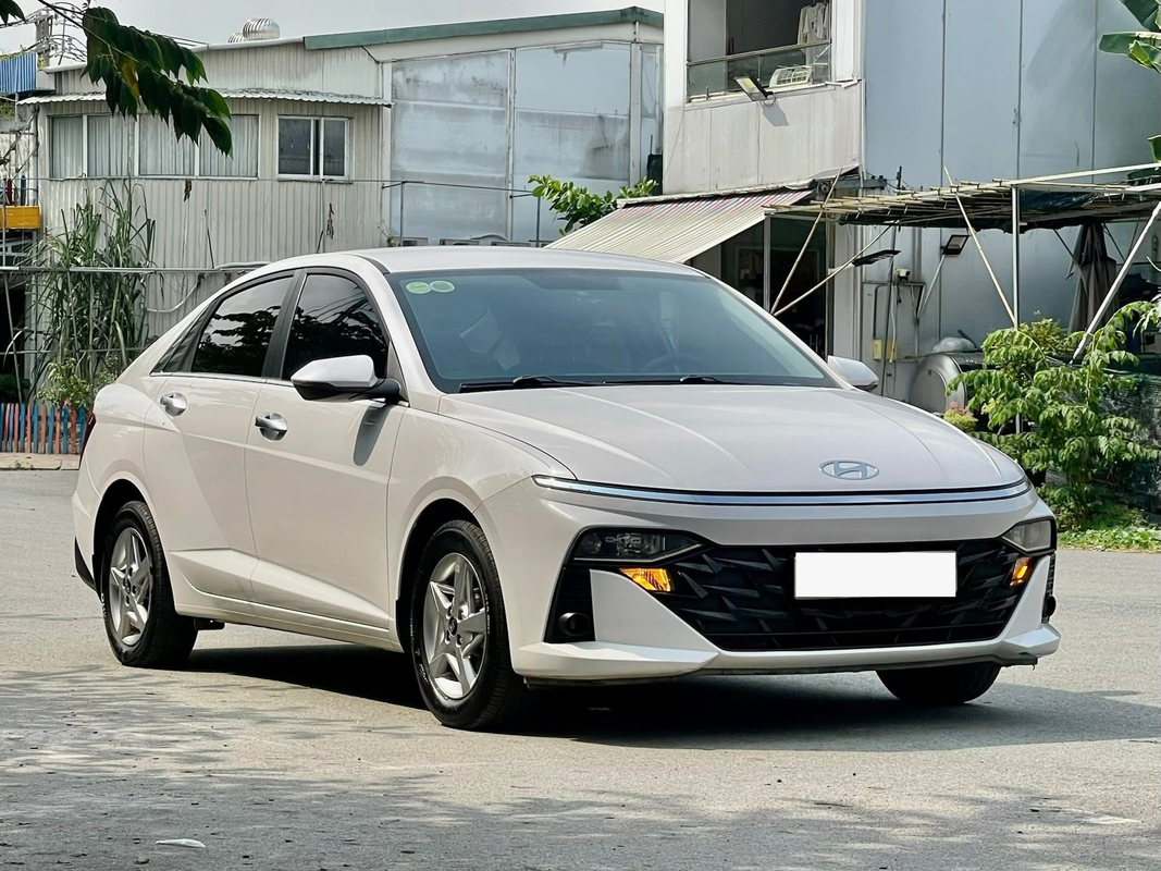 Thuê xe 4 chỗ phường Chánh Hưng – Xe đời mới, báo giá rõ ràng